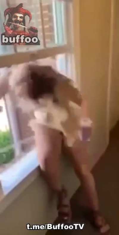 I don't know why this mosquito net was bothering her.