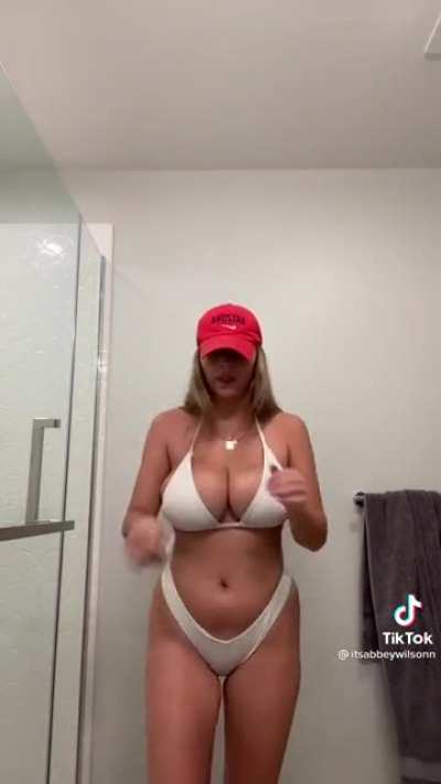 😳