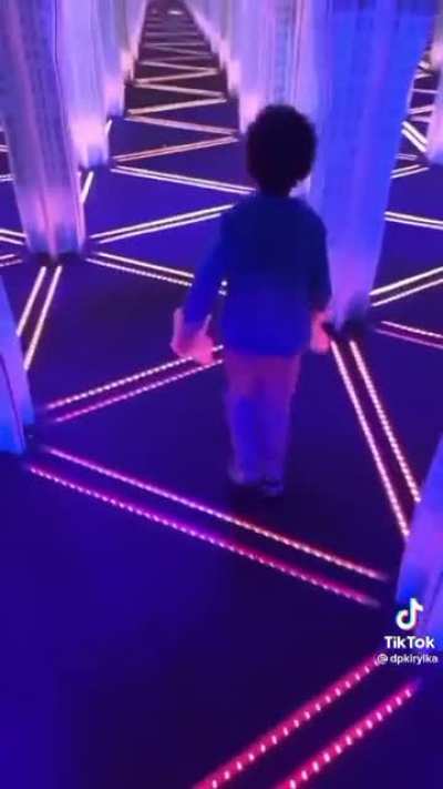 mirror maze