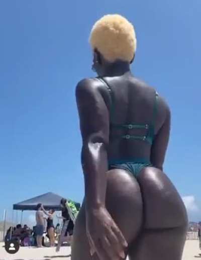 My god, I bet it&rsquo;s soft asf hitting it from the back🤤🤤