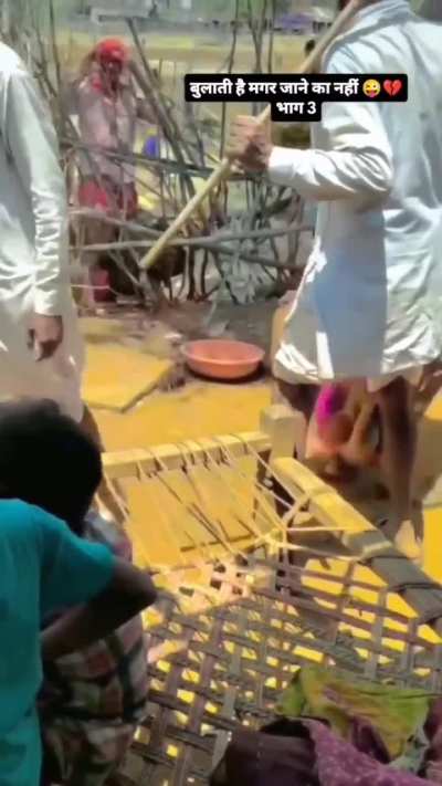 An Indian man arranged to meet his girlfriend and went to a village to do so.

Unfortunately, he was caught by her family.....