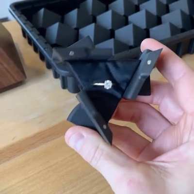 This engagement ring box