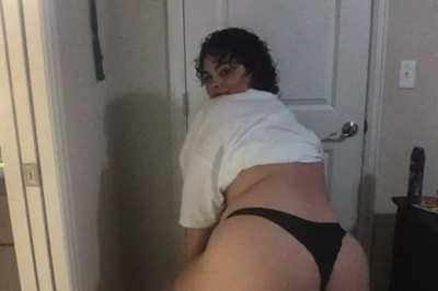 Practicing twerking, my ass is real sorry in advanced