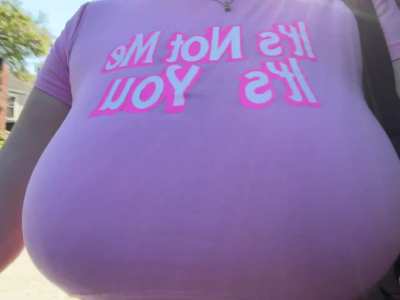 I hope my neighbor&rsquo;s husband saw this titty drop 🤭