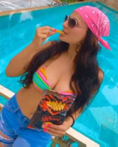 Titty fucking Ameesha Patel and cumming on those milkers would be the ultimate dream 🍆🍆🍆💦💦💦
