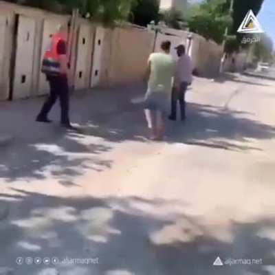 "Son of a bitch, Arab" Balding Israeli in flipflops chases a Palestinian with a knife