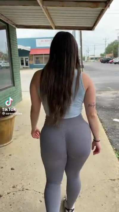 🧟&zwj;♂️🍑