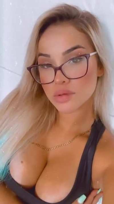 Polonesa do Hype Mans&atilde;o Maromba(Mari Brescovit) - instagram.com/mdrsclub para mais conte&uacute;dos assim 🔥