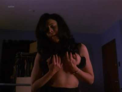 Maria Conchita Alonso in "Blackheart " (1998 )