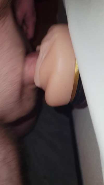 I spent all morning fucking my fleshlight 🤤