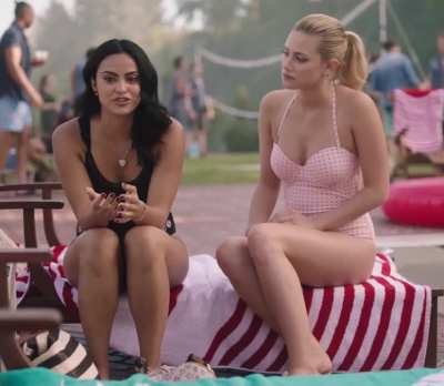 Camila Mendes and Lili Reinhart