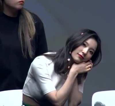 Saerom preciousness