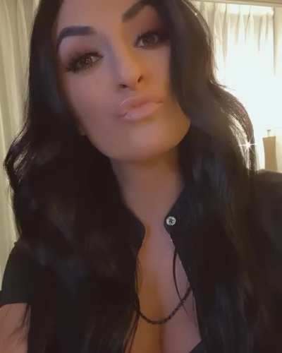 Sonya Deville