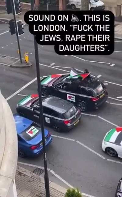 As shared by evolutionary biologist Gad Saad on his Twitter account 🛑 Protesters In London are calling for the murder of Jews and the sexual abuse of Jewish women