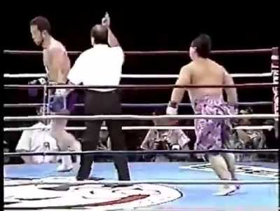 Nobuaki Kakuda (Kyokushin Karate/Kickboxing) vs Joe Son (Currently serving life in prison and inventor of his own Martial Art "Josondo")