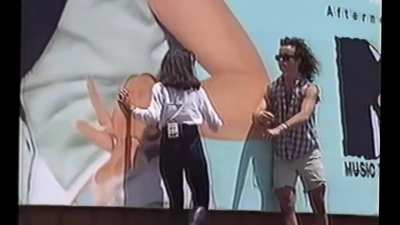 Susanna Hoffs on MTV's "Totally Pauly" with Pauly Shore, 1991.