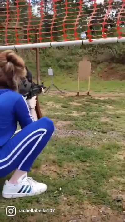 Gots tuh get in on this "muh girl with an ak"