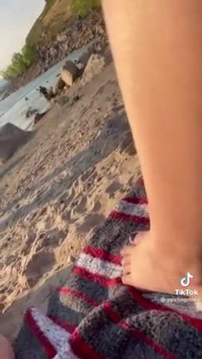Coomer can't control his urges at the beach