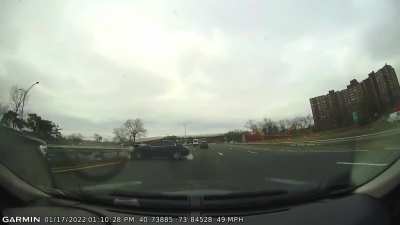My brothers dash-cam footage from today. Don&rsquo;t drive like this asshole! No one thinks your fucking cool when you drive like this
