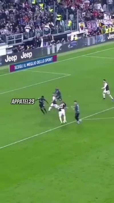 Great Tiki Taka from Juve