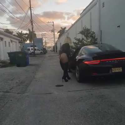 Lindo el Porsche