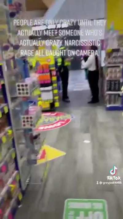 Angry racist Aussie lady meets angry justice wielding Aussie man (found on TikTok)
