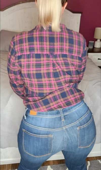 Titty drop in a flannel