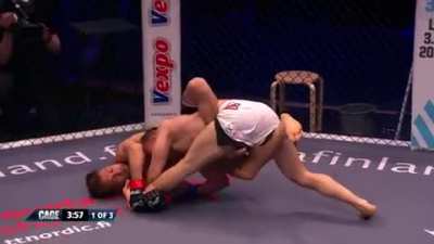 Aleksi Toivonen finishes Nicolai Turcan with a Suloev stretch