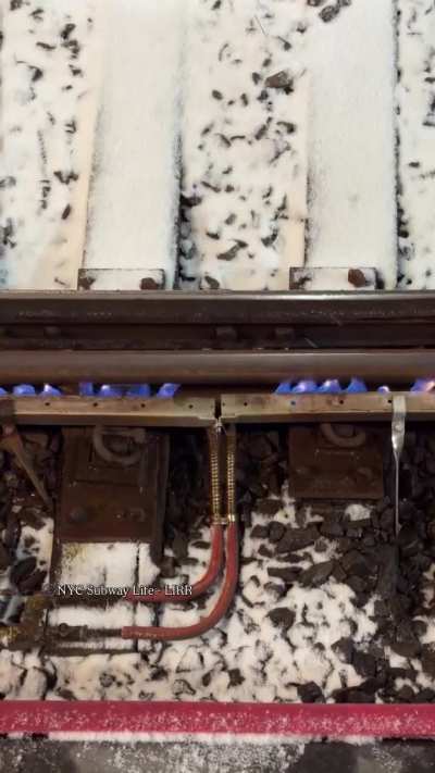 Long Island Rail Road uses gas heaters at Jamaica Station so the railroad track switches don&rsquo;t freeze in winter