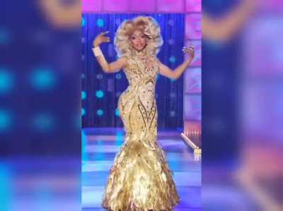 Throwback to one of A'keria C. Davenport's many stunning runways