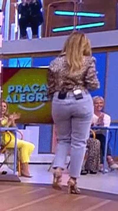 S&oacute;nia Ara&uacute;jo
