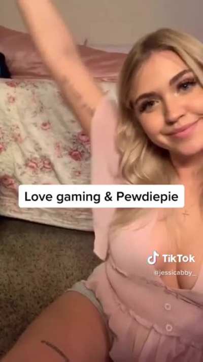 Says she’s Christian but she has an OnlyFans 🤔