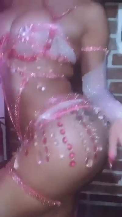 ✨