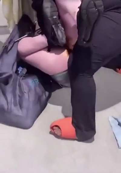 Don&rsquo;t know the back story but I&rsquo;m sure this video deserves a place on this sub!!