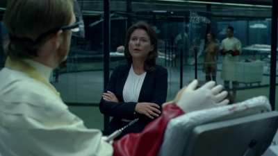 Thandiwe Newton in Westworld S01E07 and S01E08