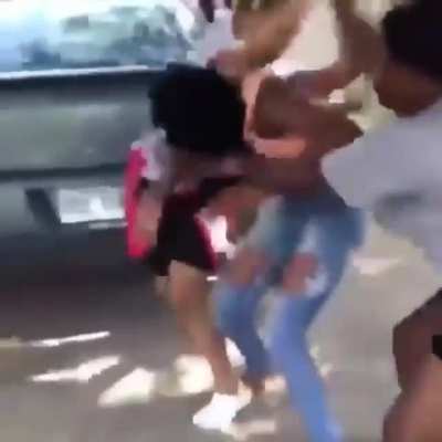 2 vs 1 fight