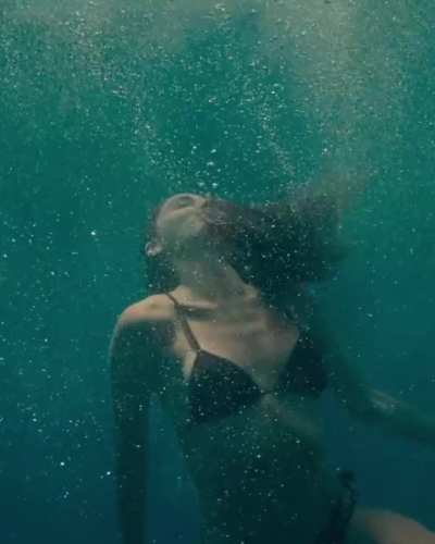 Hande Erçel