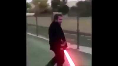 I call this video "Duality of Redditors"