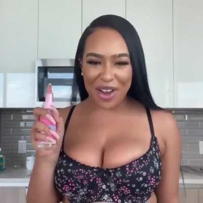 Titties 🥵