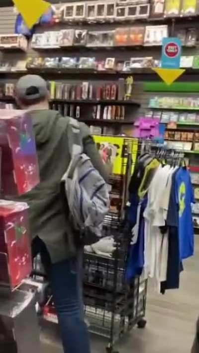 Man throws Red Bull in cashiers face because he couldn&rsquo;t sell his game&hellip;