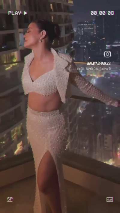 Surveen Chawla