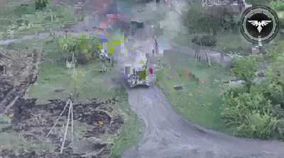 UA 47th Mechanized Brigade's "Strike Drones Company" posted video of a perfect FPV drone strike on a Russian tank, instantly destroying the tank and its crew. Published May 19, 2024