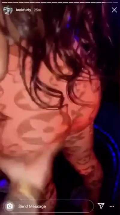 🤤