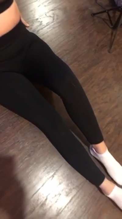 So bored tonight, figured I&rsquo;d get my yoga pants on!