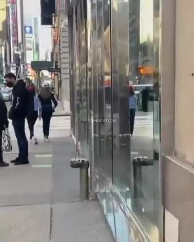 Girl Spazzes Out On Her Mom For Taking Her Phone