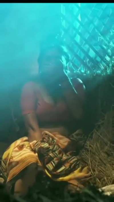 Desi bhabhi satisfying herself 
