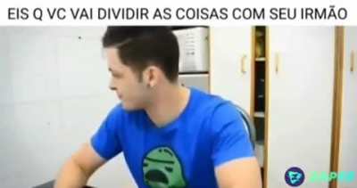 Quando voc&ecirc; vai dividir algo com seu irm&atilde;o