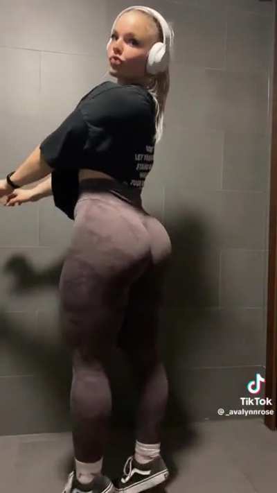 @mommymewtwo
