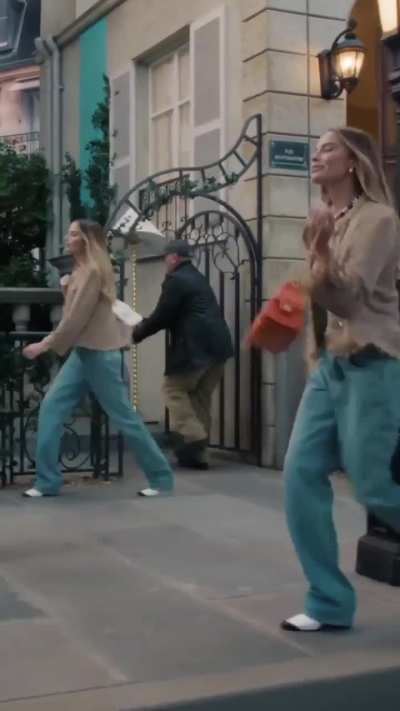 Kylie Minogue and Margot Robbie Star Together in Chanel&rsquo;s New CHANEL 25 Campaign
