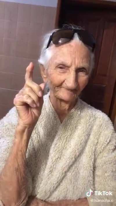Caso queira ver o TikTok dessa senhora, &eacute; @isarocha.c(eu n uso isso, eu recebi no Discord.)